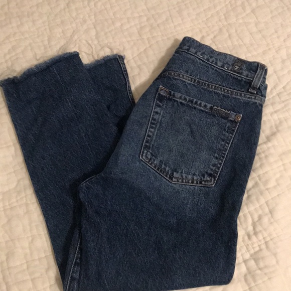 High wasted 7 for all mankind Jean - Picture 2 of 4